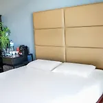 Отель Valhalla Boutique